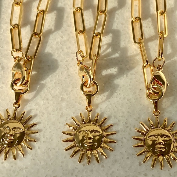 Gold Paperclip Sunshine Necklace - Picture 4 of 4